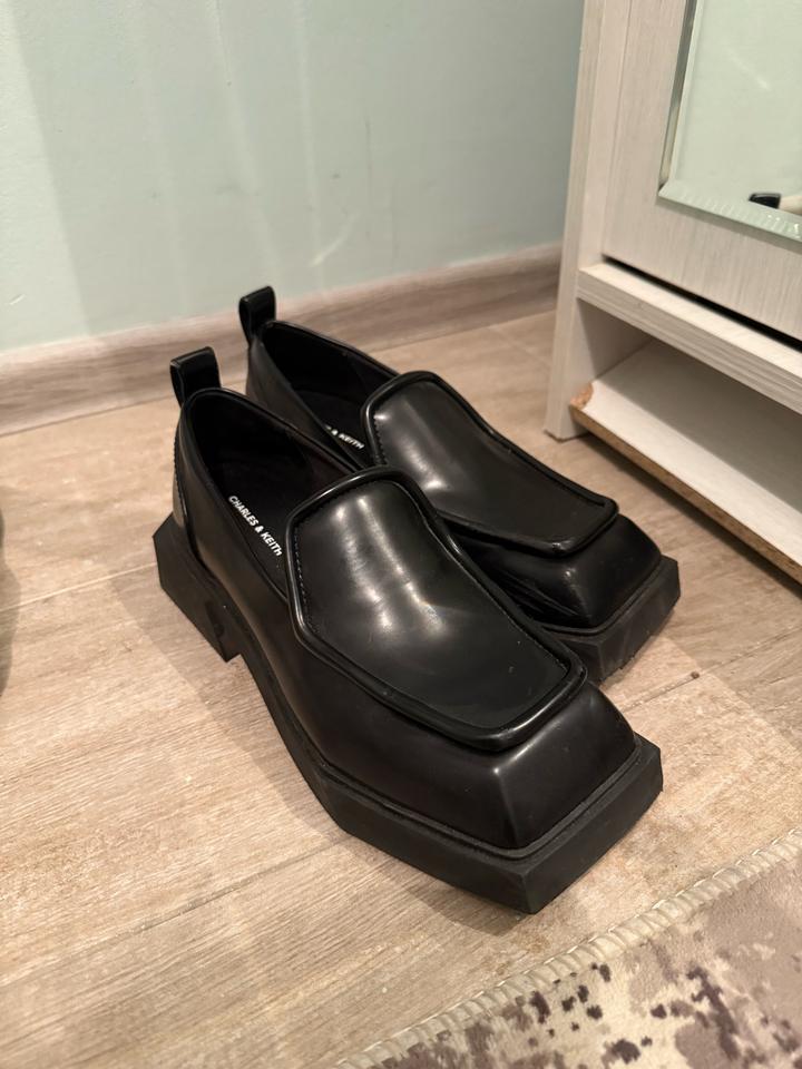 Charles & Keith