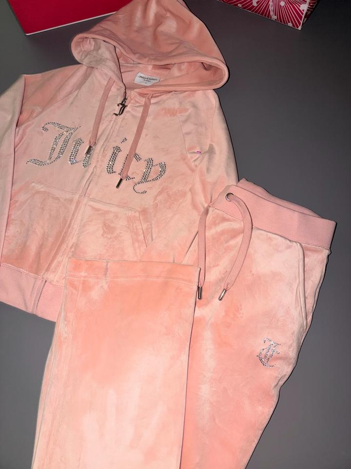 Juicy Couture