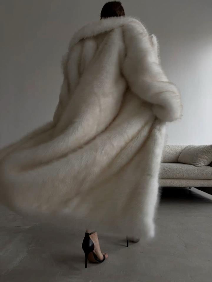 TIOR BOUTIQUE