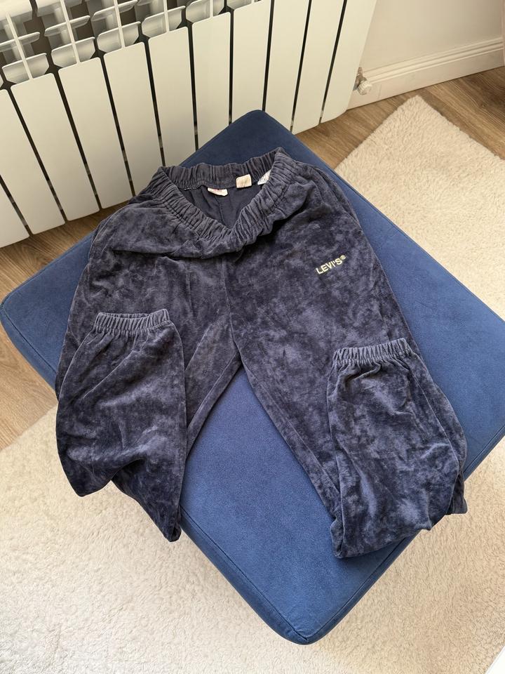 Велюровые брюки Levi's