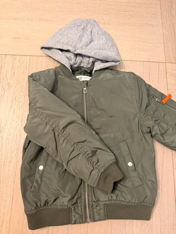 H&M