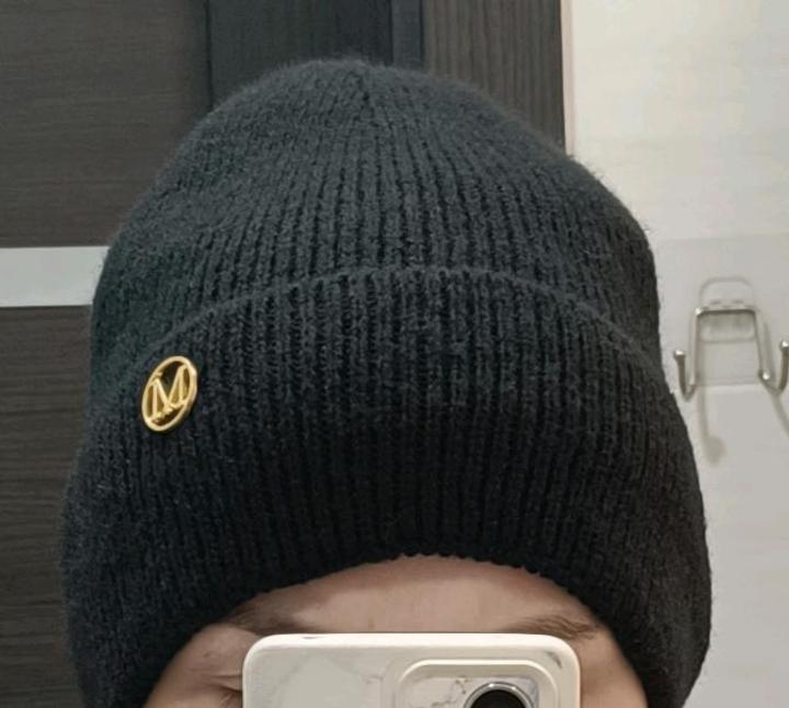 Вязаная шапка бини