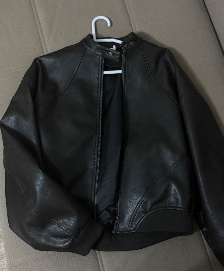 Куртка из экокожи