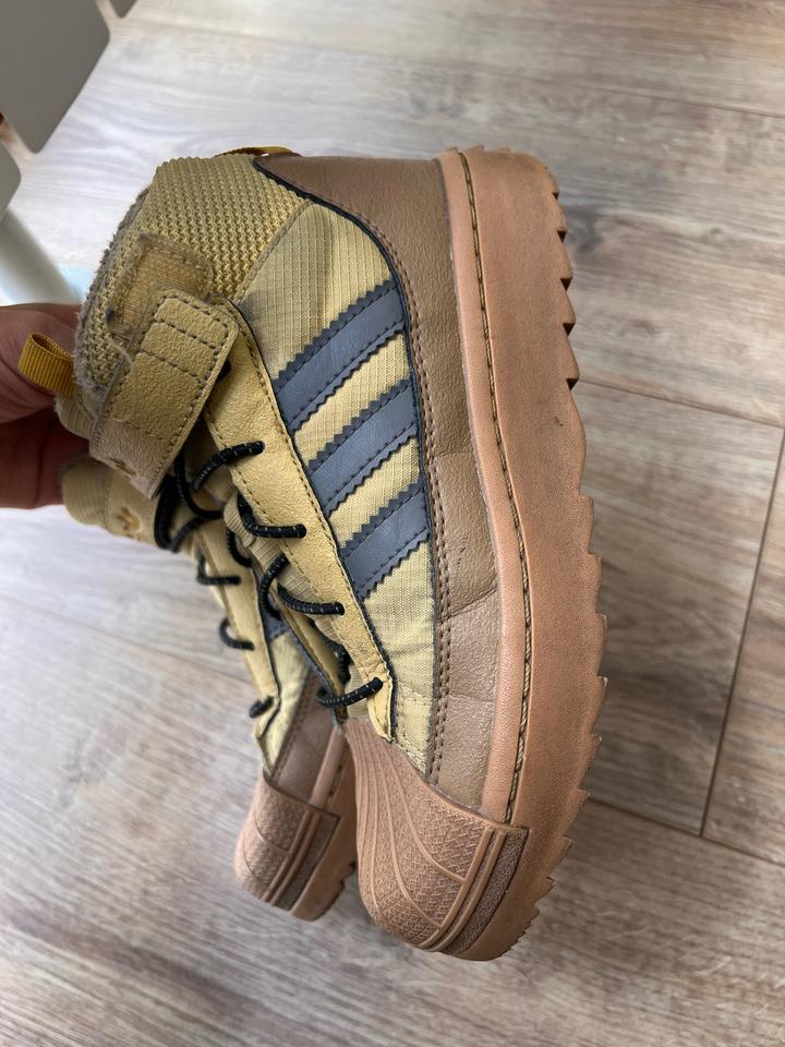Ботинки adidas