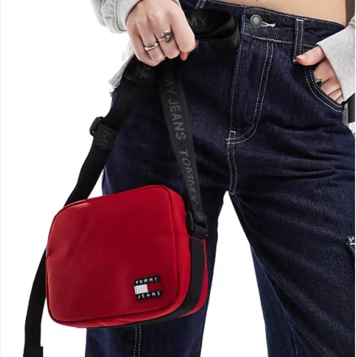 Tommy Jeans