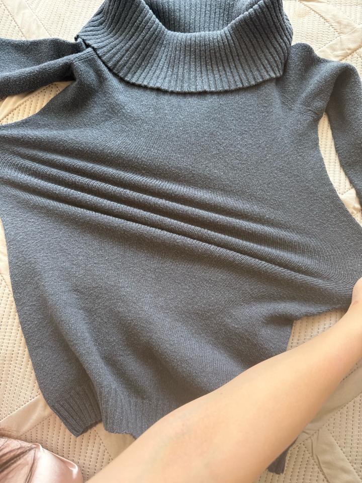 Subdued Платье/ кофта