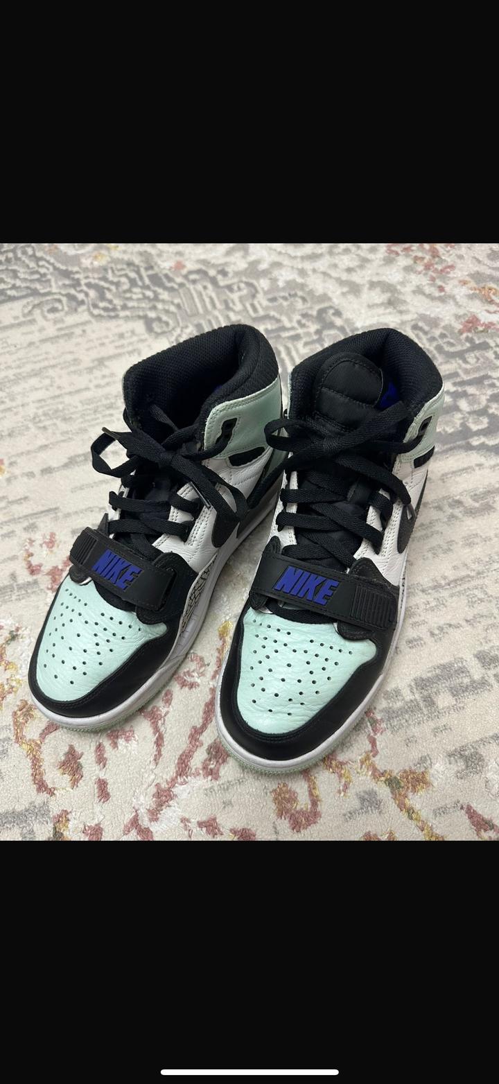 Nike