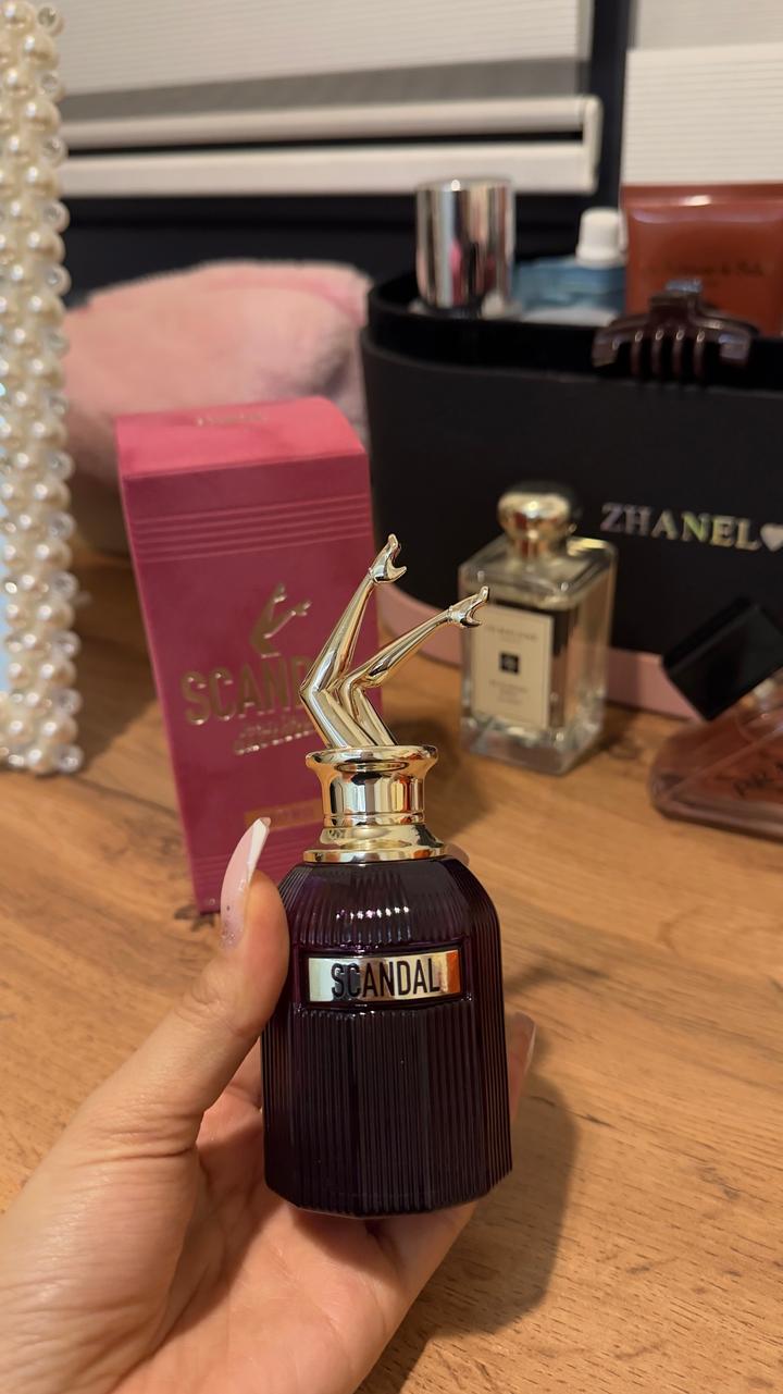 Парфюмерная вода Jean Paul Gaultier Scandal