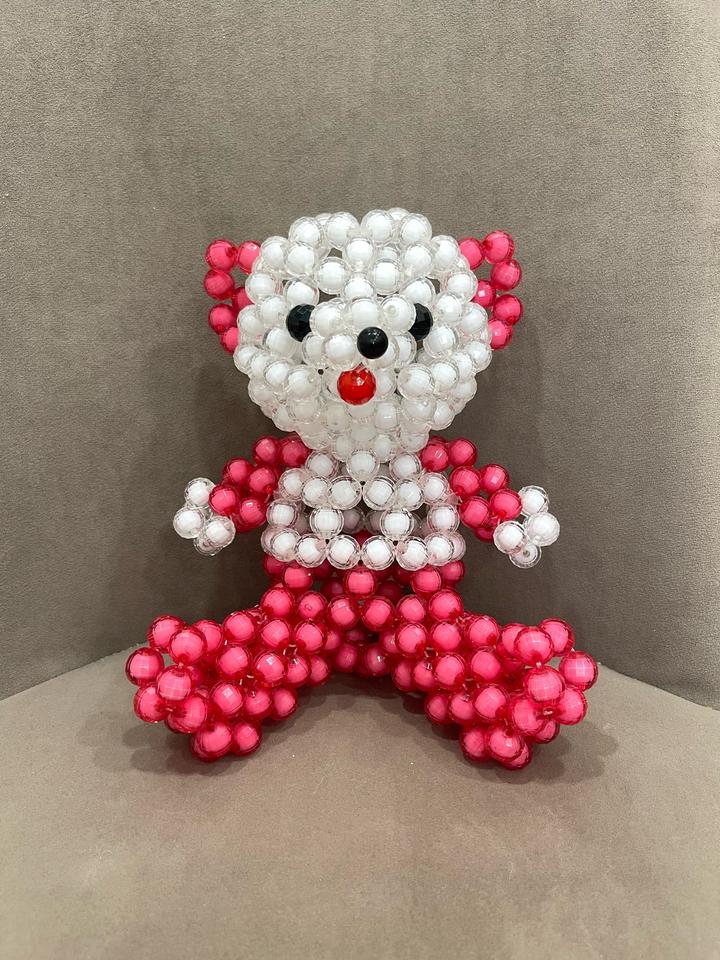 Игрушка медведь из бусин