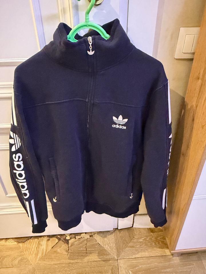 Adidas Кофта от Адидас
