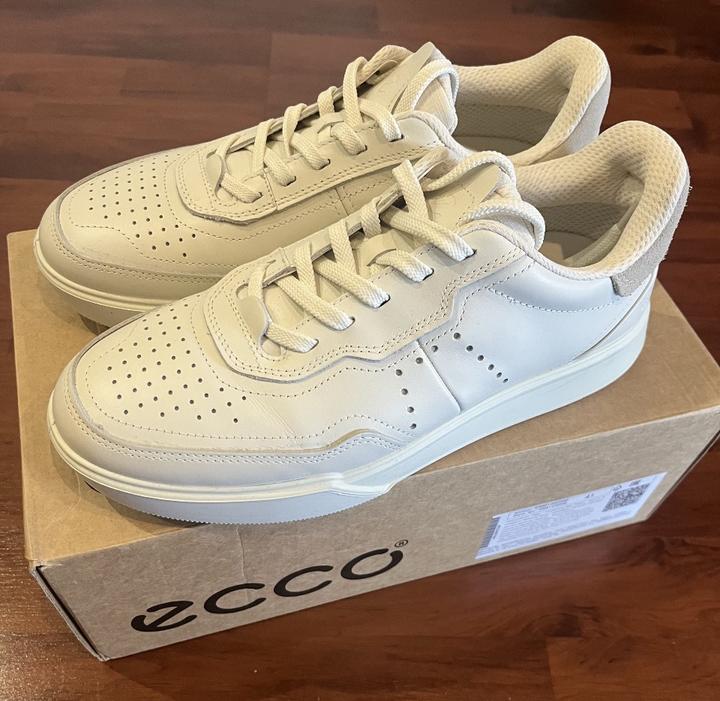 Кроссовки кеды Ecco