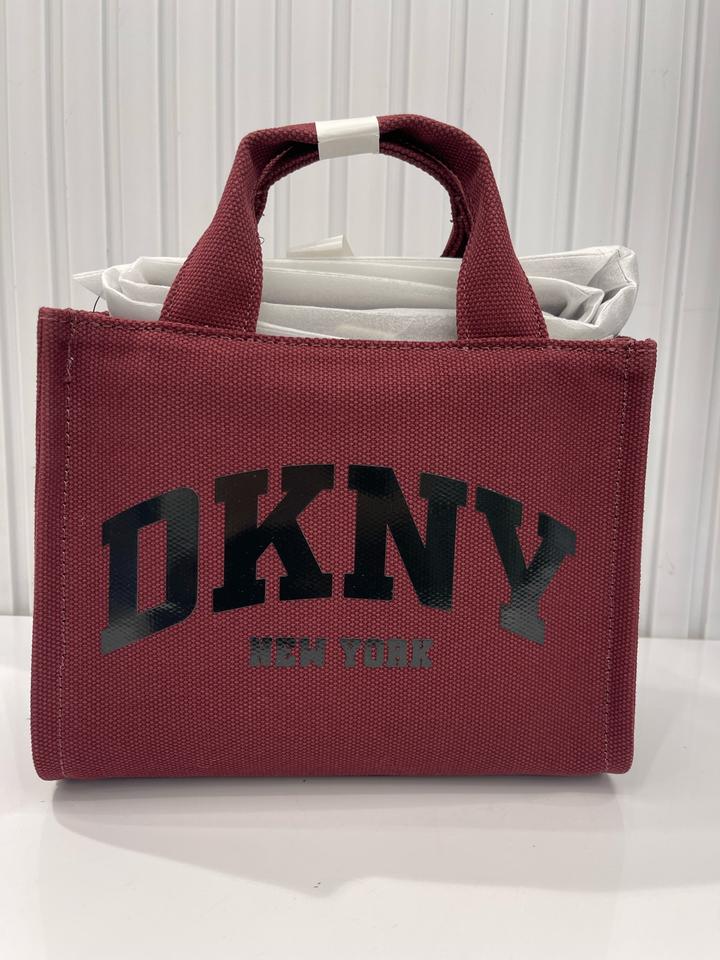 DKNY