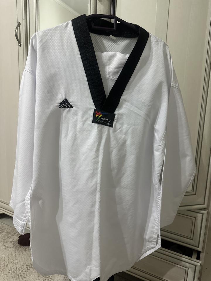 adidas кимоно для тхэквондо