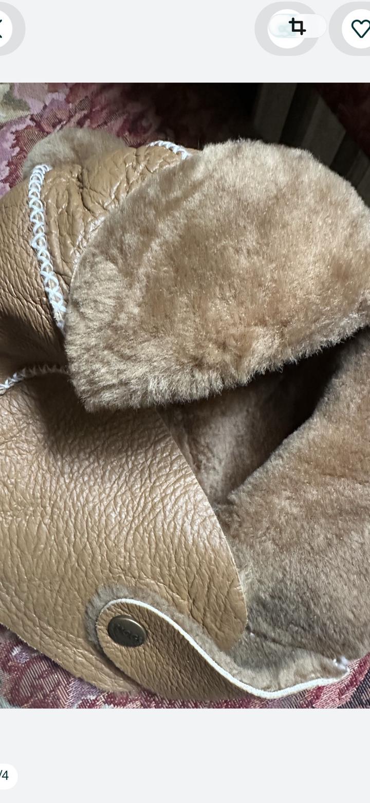 UGG