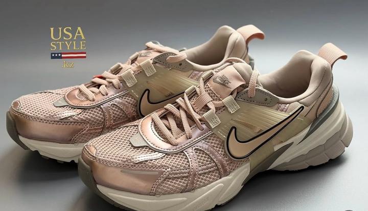 Кроссовки Nike