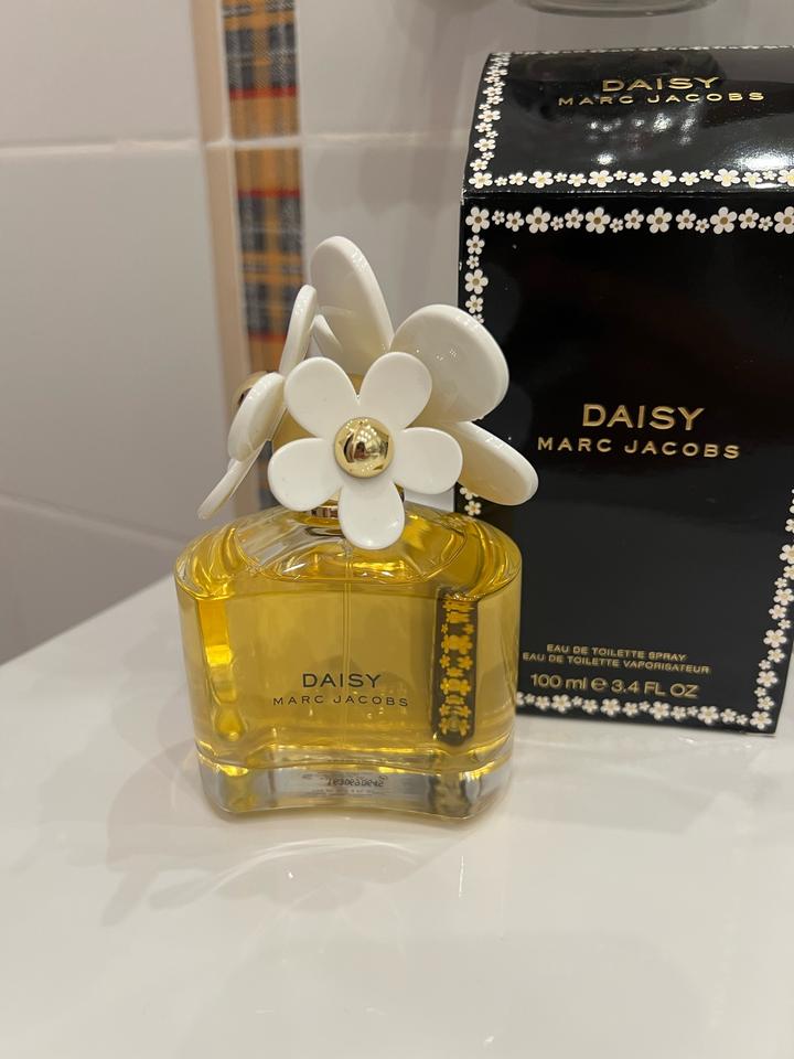 Парфюмерная вода Marc Jacobs Daisy духи