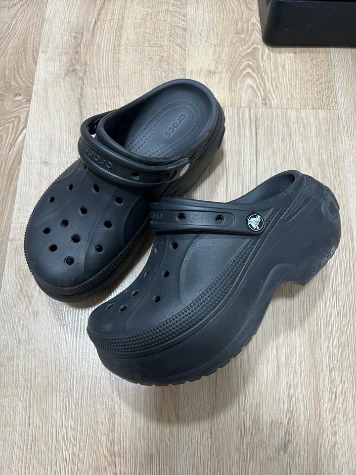Crocs