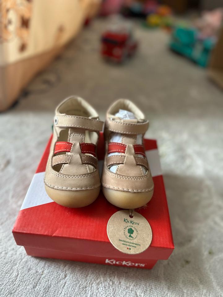Kickers