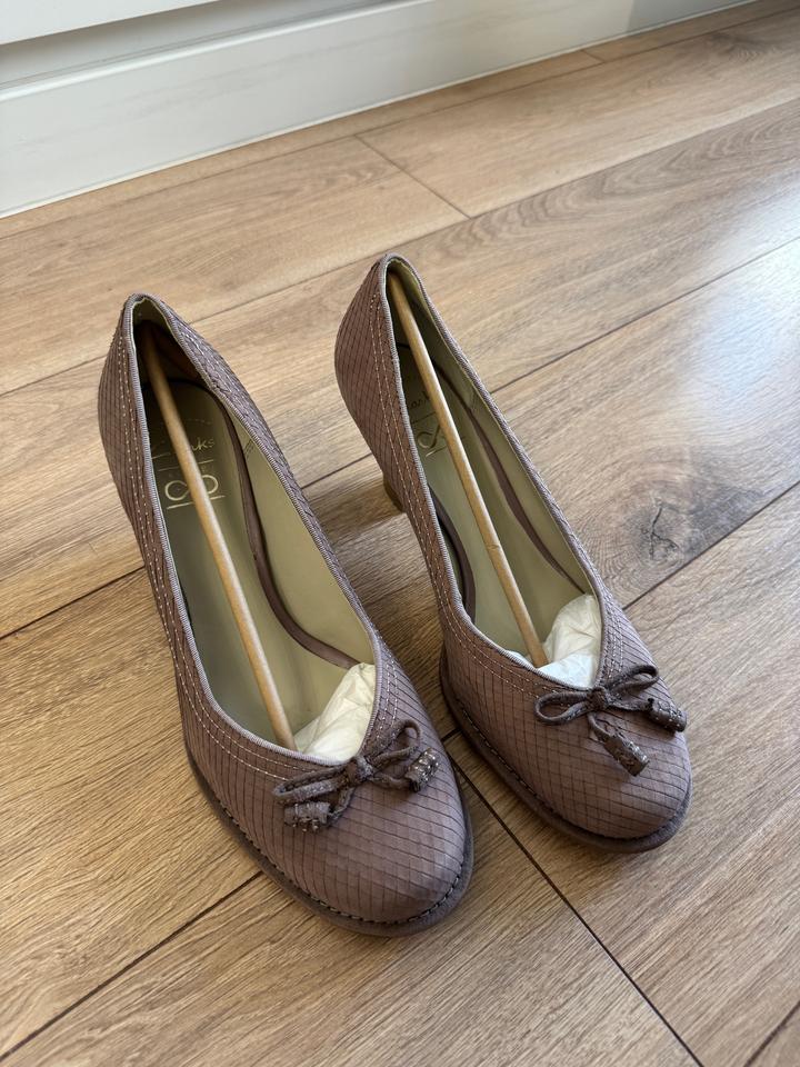 Clarks