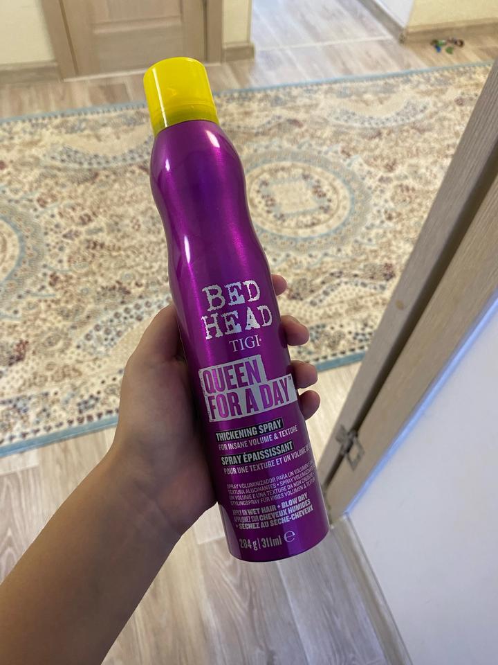 Спрей для объема волос TIGI Bed Head Queen for a Day