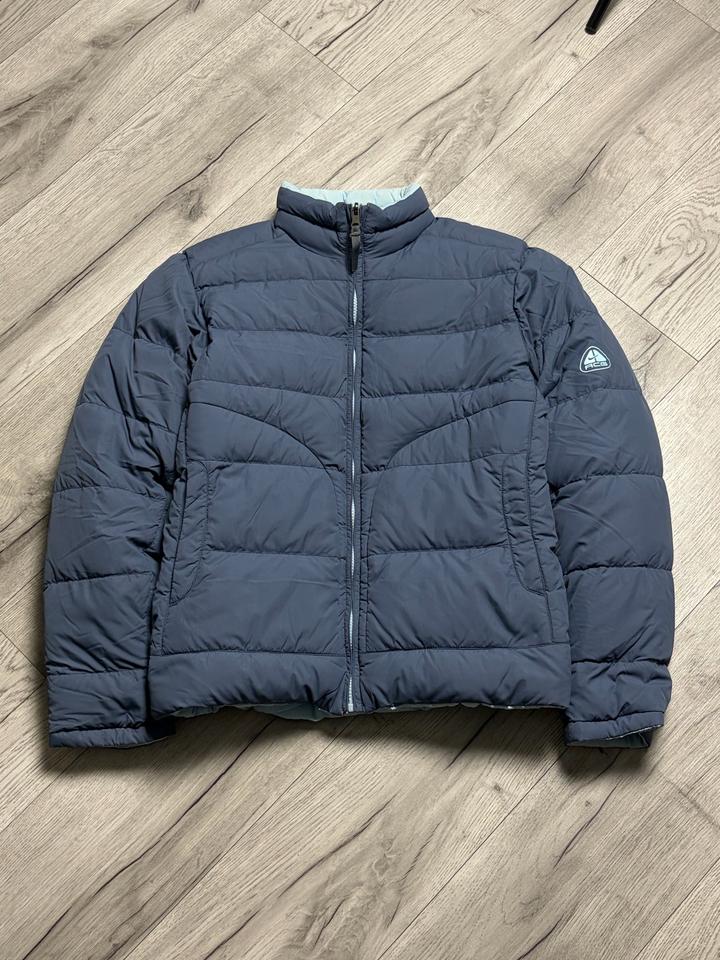 Двусторонний пуховик Nike ACG