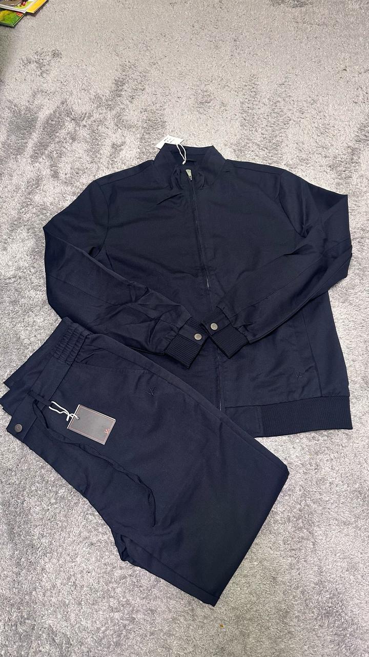 Isaia Мужской спортивный костюм