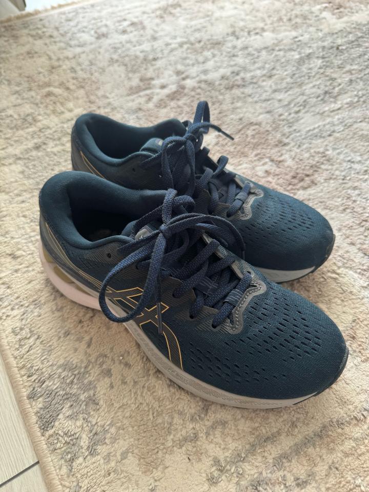 ASICS