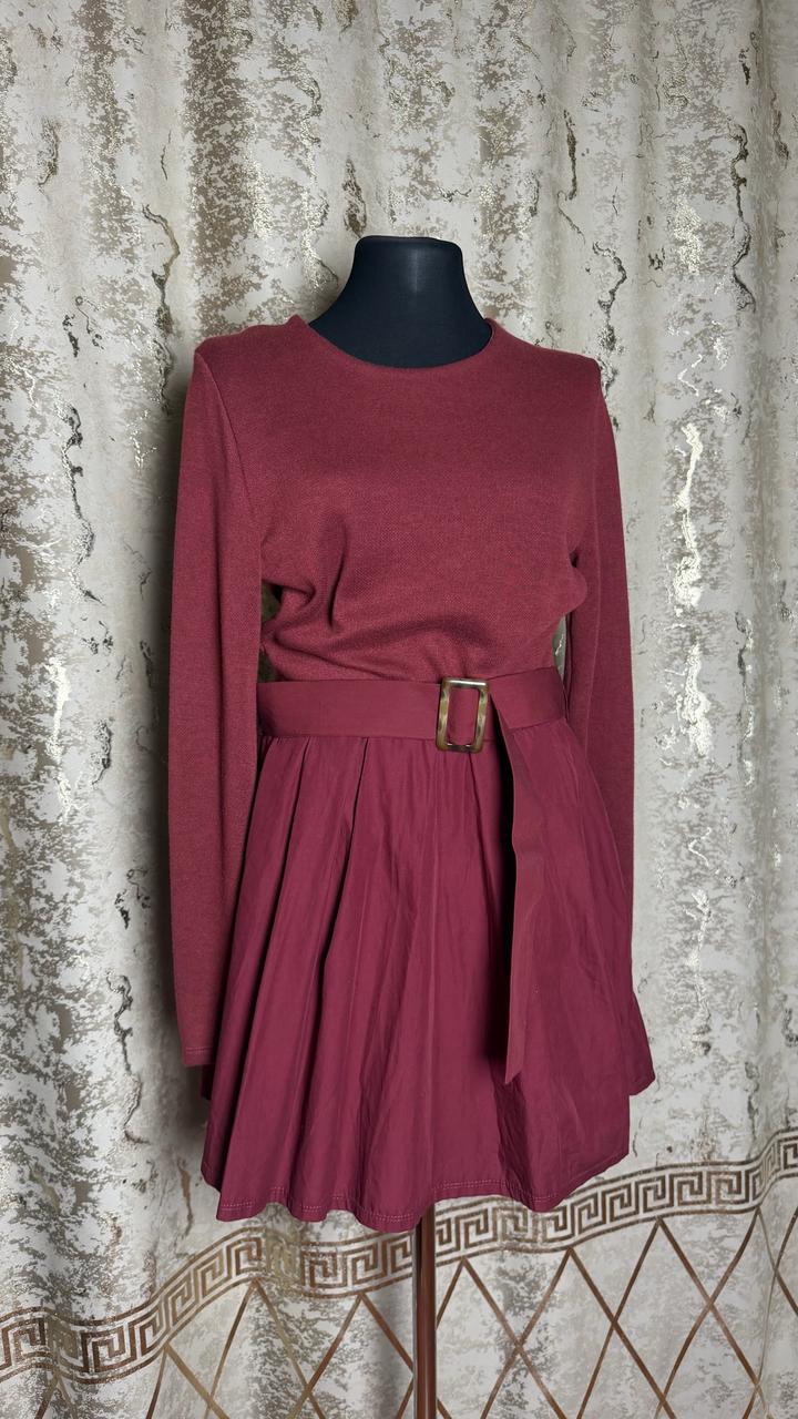 Zara Платье с длинным рукавом и ремнем