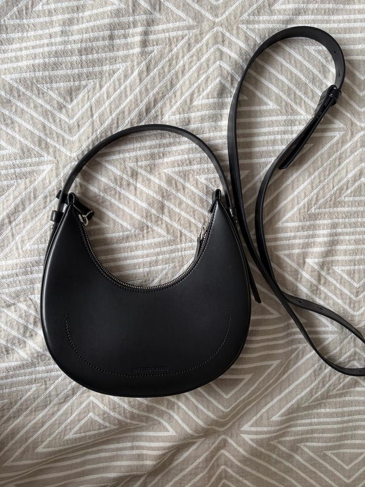 Сумка Charles & Keith