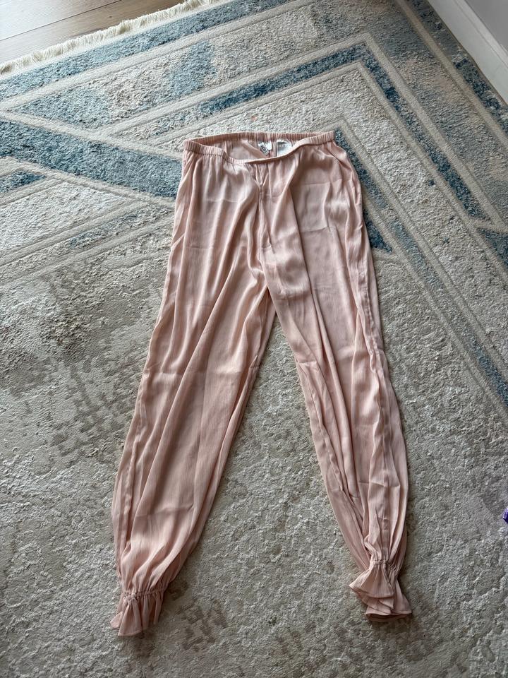H&M