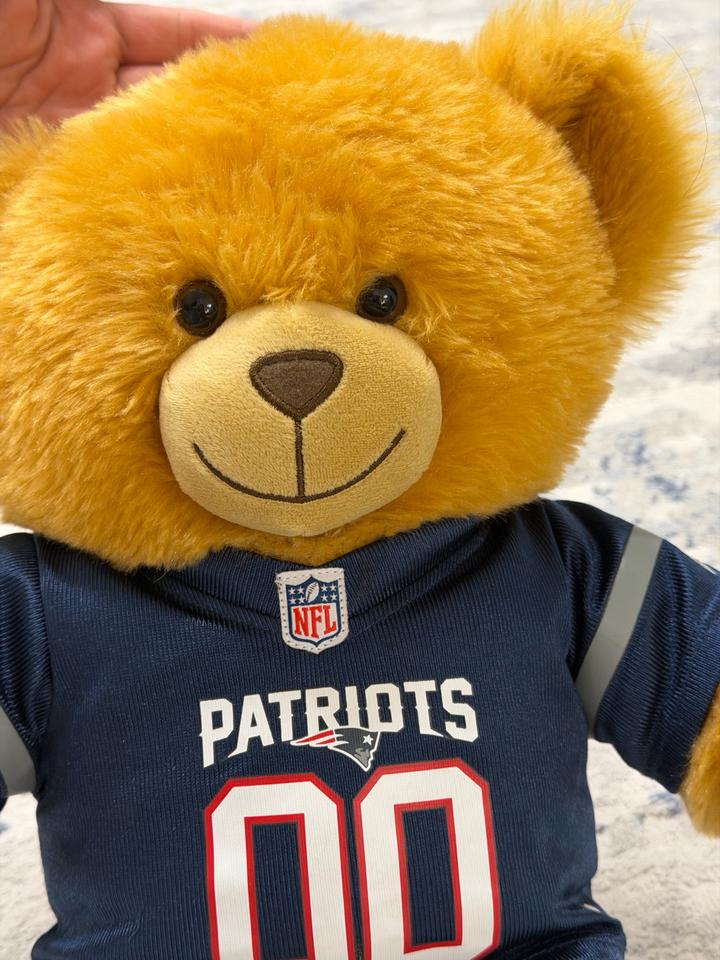 Мягкая игрушка медведь в форме NFL Patriots