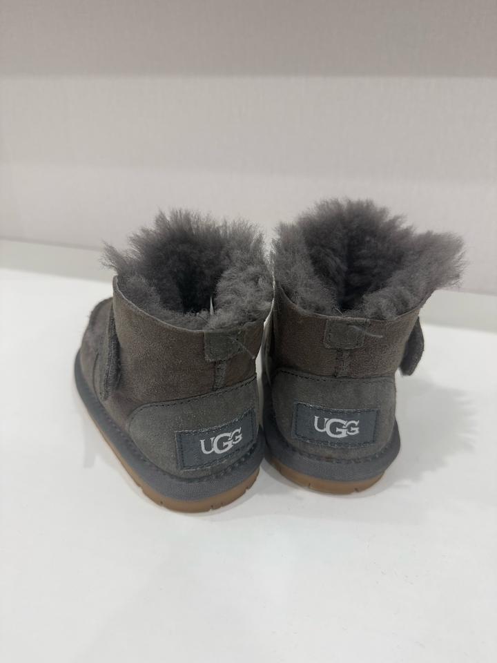 UGG угги зимняя обувь меховые замшевые серые коричневые