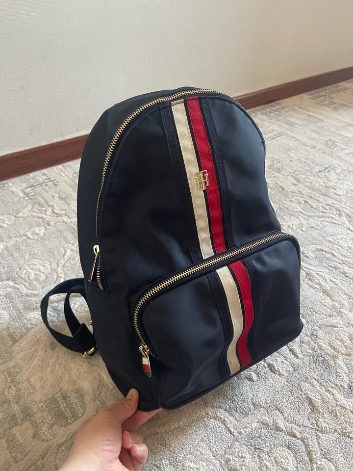 Tommy Hilfiger