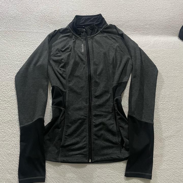 Спортивная кофта Reebok