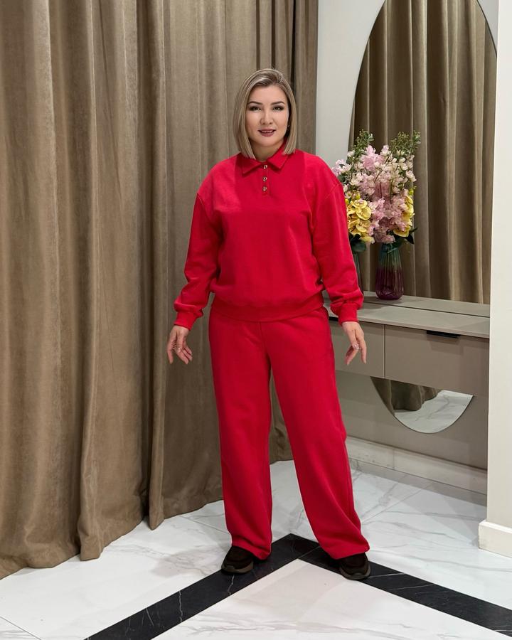 Спортивный костюм