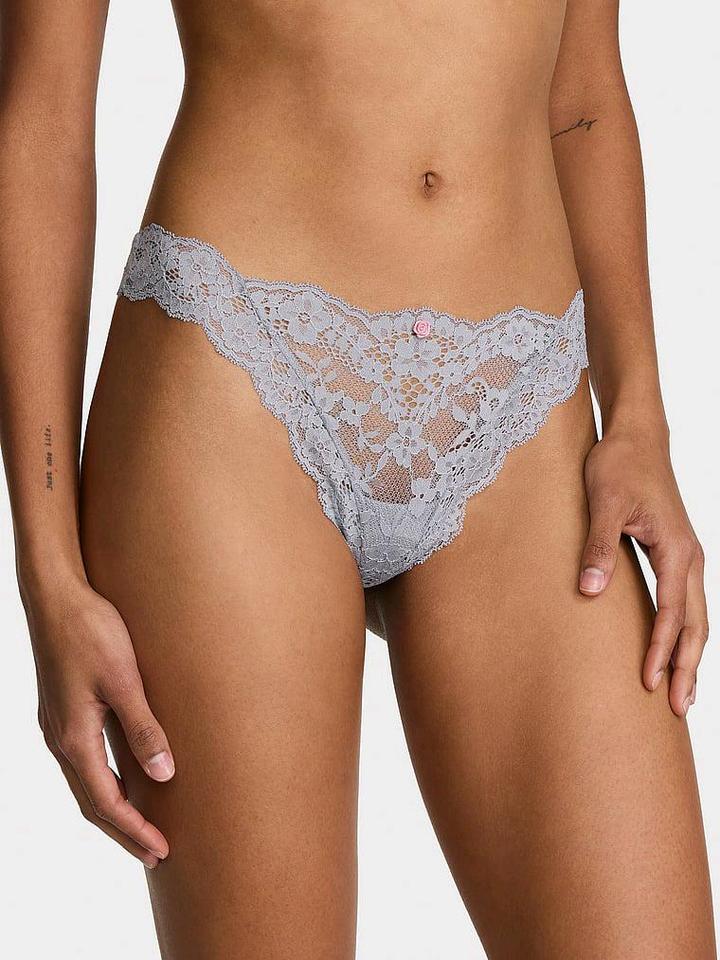 Victoria's Secret Кружевные трусики стринги размеры С и М