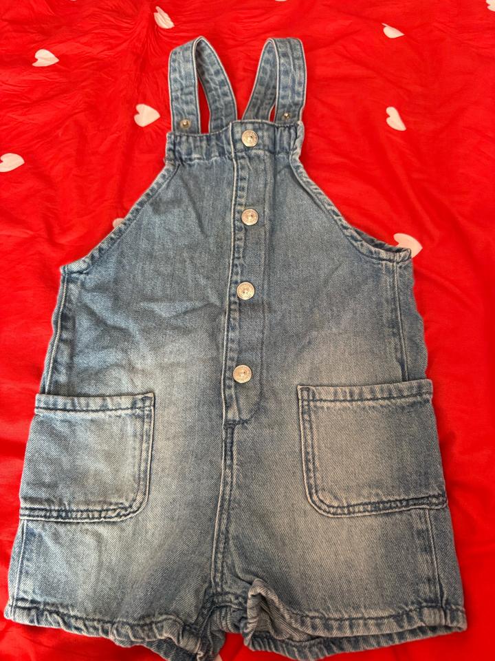H&M