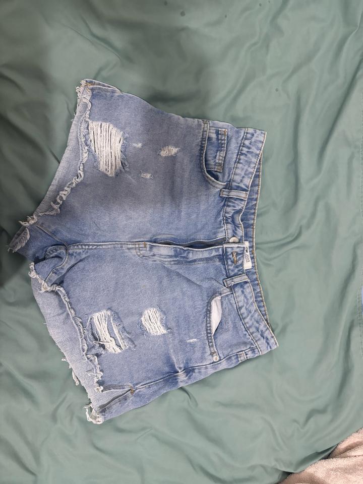 LC Waikiki