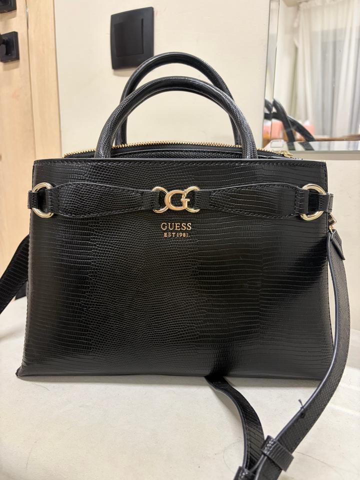 Сумка Guess