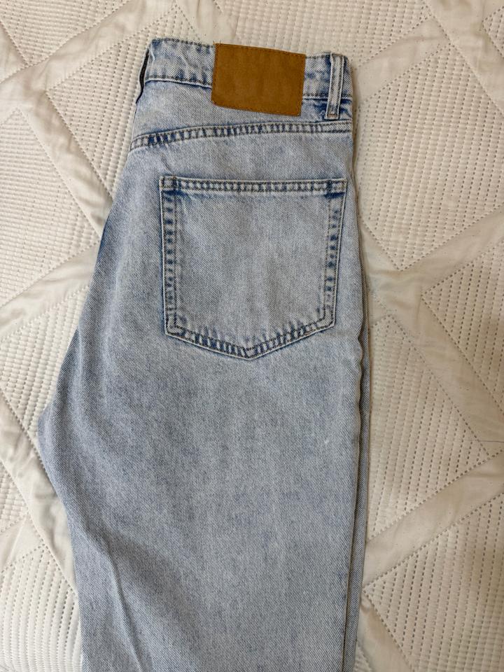 Джинсы H&M