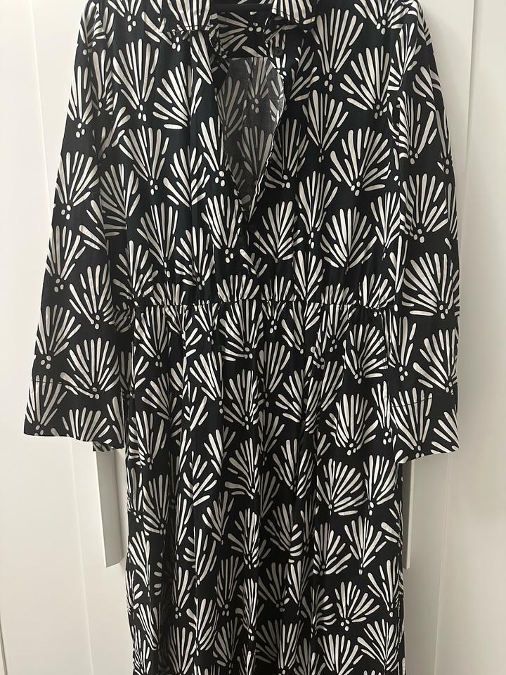 Платье с принтом Zara
