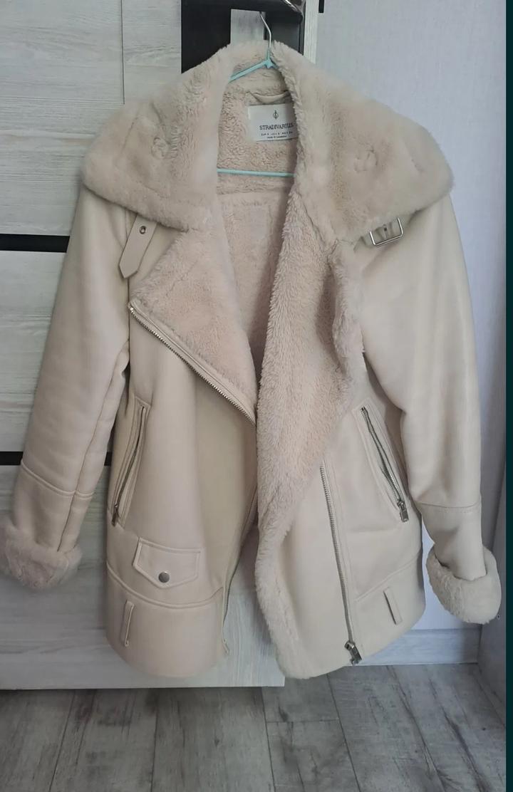 Дубленка Stradivarius