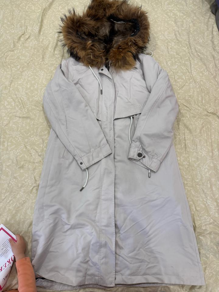 Парка с меховым капюшоном