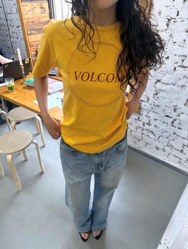Футболка Volcom