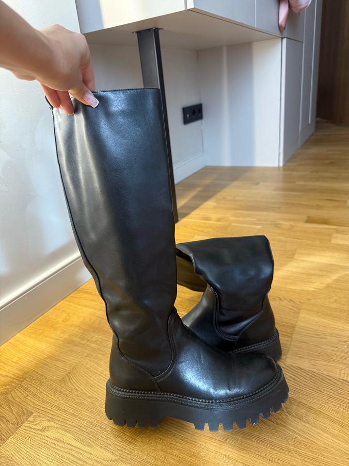 Steve Madden