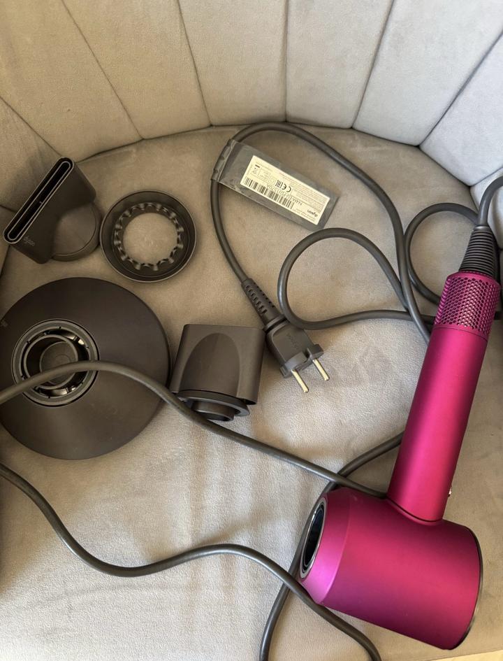 Фен Dyson Supersonic