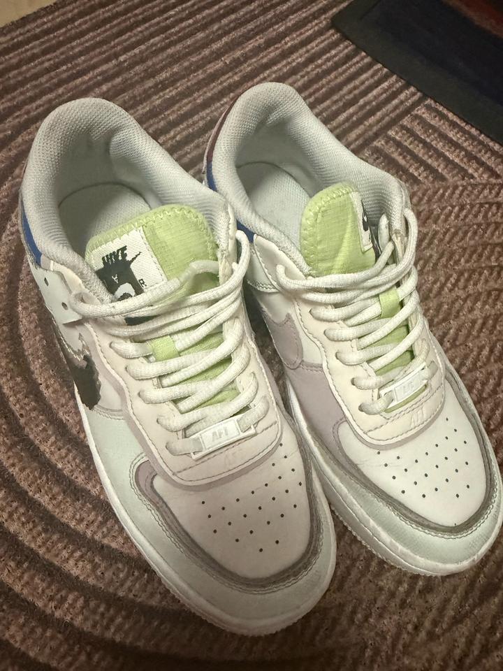Кроссовки Nike air