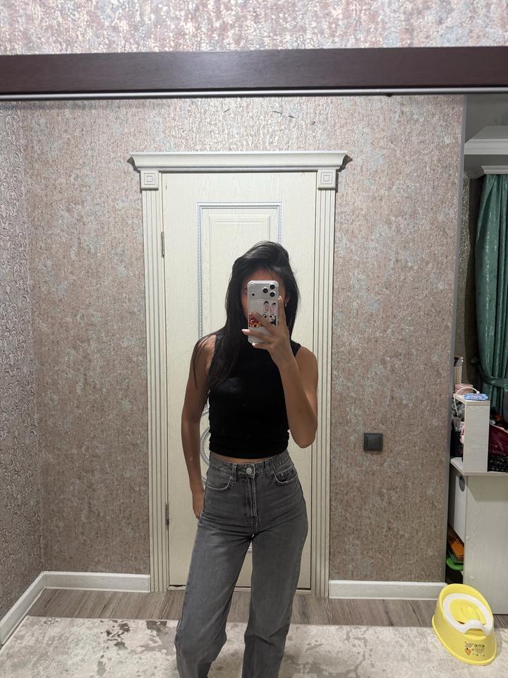 Джинсы Zara