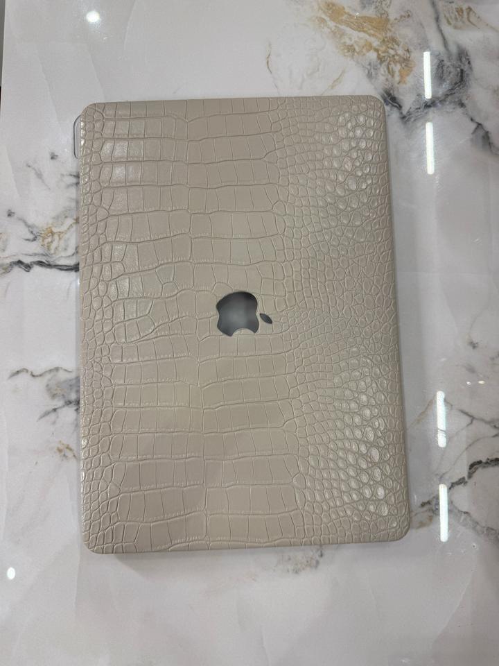 Чехол на MacBook Air M1