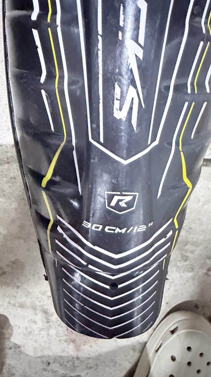 Хоккейные щитки CCM Tacks 3092